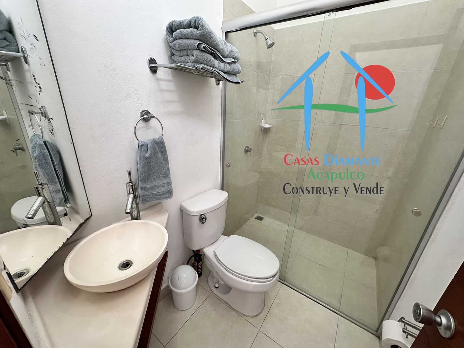 Vindeza residencial A 01 - Baño planta alta 1